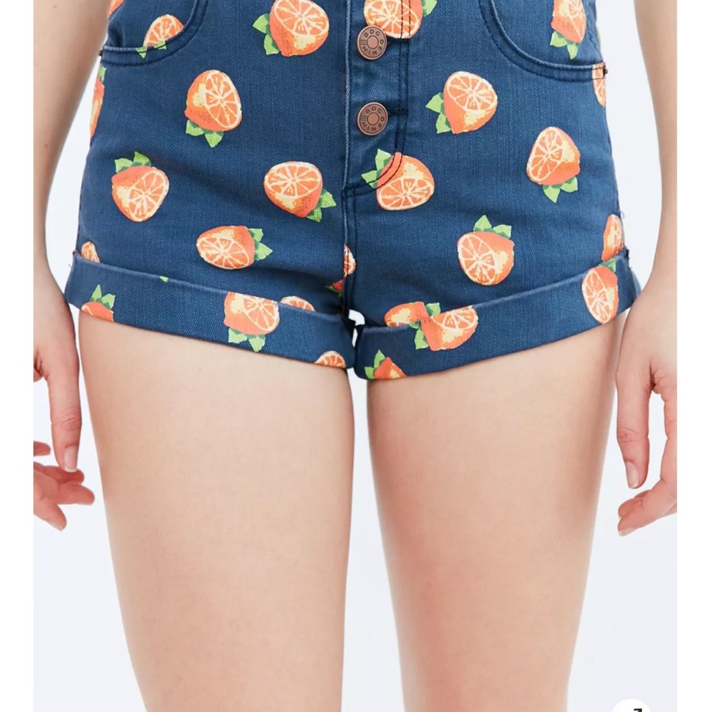 BDG S Denim Urban Outfitters Super High Waisted Shorts button fly Orange - Picture 4 of 10